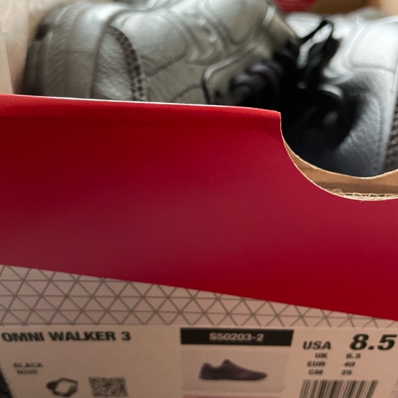 Saucony Omni Walker - Never worn -original box and wrap . - Picture 6 of 6